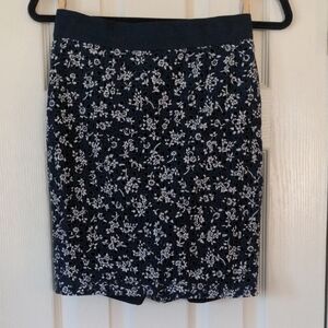 Ann Taylor Black and White Pencil Skirt